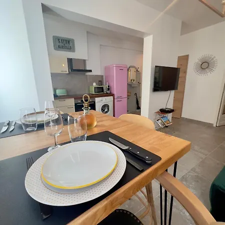 Cocon, Top Confort, Salon, Canape Lit, Netflix, Climatisation Apartman La Ciotat